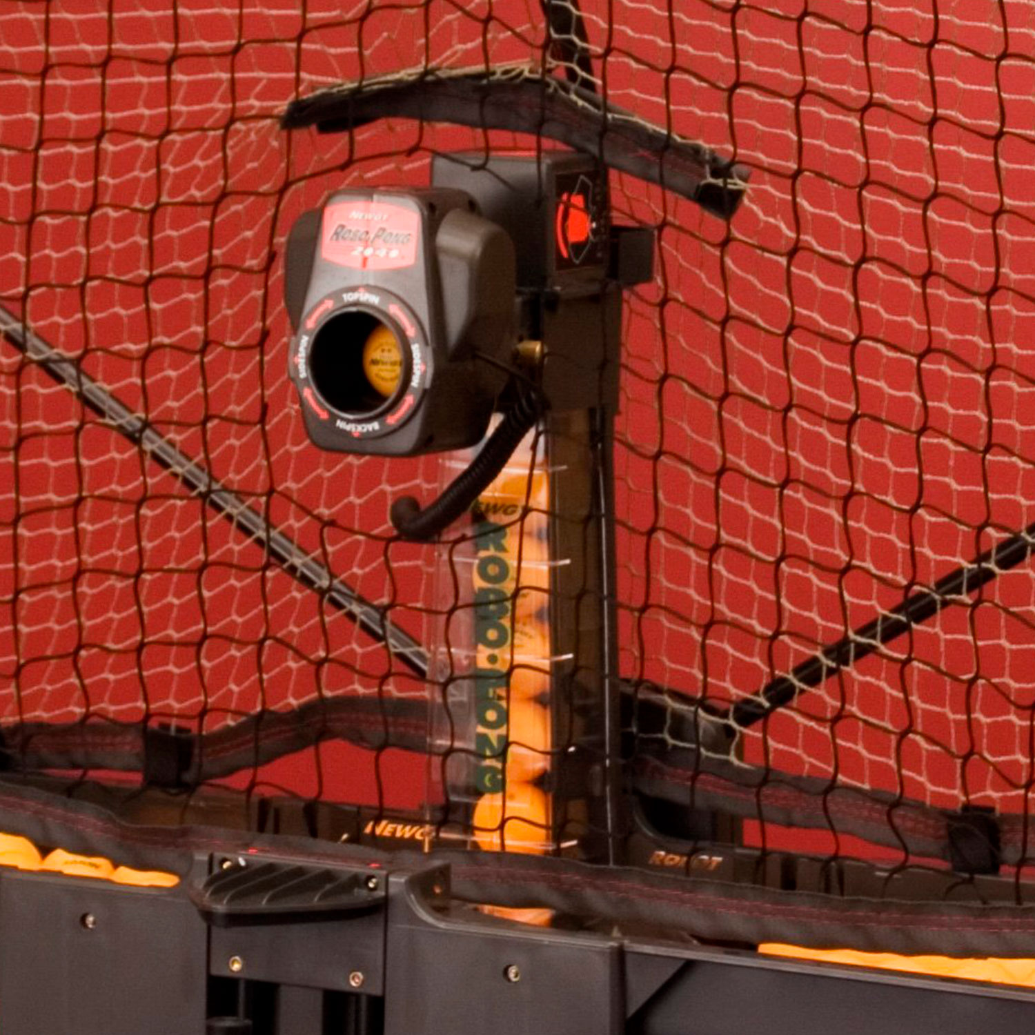 ���������� ����� DONIC Newgy Robo-Pong 2040