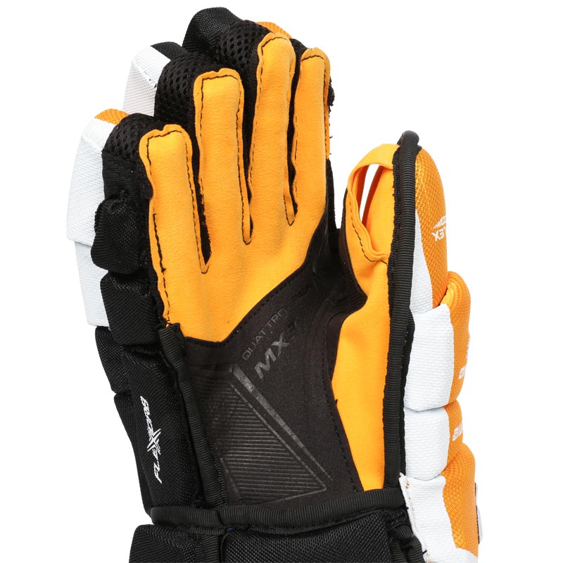 Перчатки хоккейные BAUER Supreme TotalOne MX3 SR Перчатки хоккейные BAUER Supreme TotalOne MX3 SR