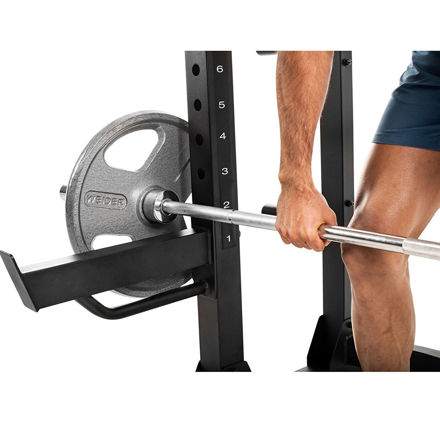 Упражнения со штангой с использованием стойки для приседаний Weider Pro 7500 (штанга приобретается отдельно) Упражнения со штангой с использованием стойки для приседаний Weider Pro 7500 (штанга приобретается отдельно)