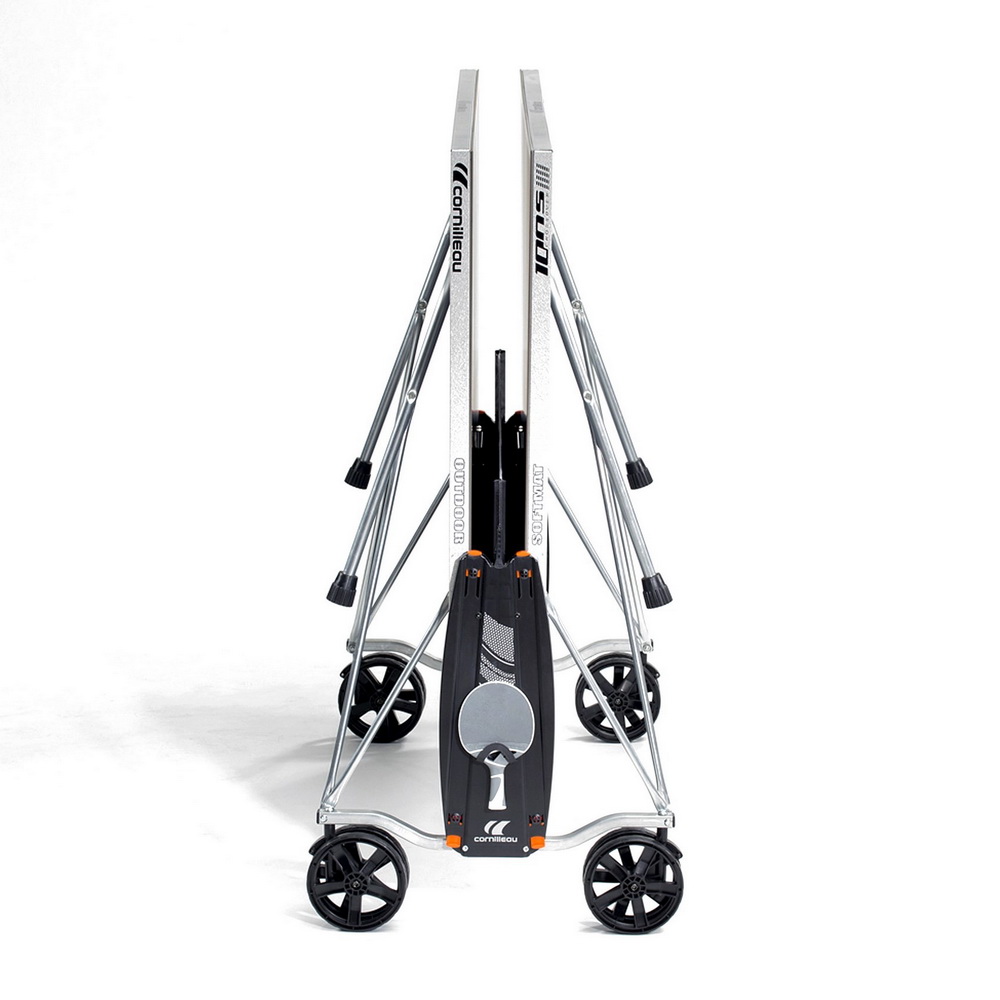 Теннисный стол всепогодный складной Cornilleau Sport 100S Crossover Outdoor в сложенном виде Теннисный стол всепогодный складной Cornilleau Sport 100S Crossover Outdoor в сложенном виде