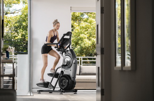 Использование полупрофессионального кросстренера Bowflex Max Trainer M8 Использование полупрофессионального кросстренера Bowflex Max Trainer M8