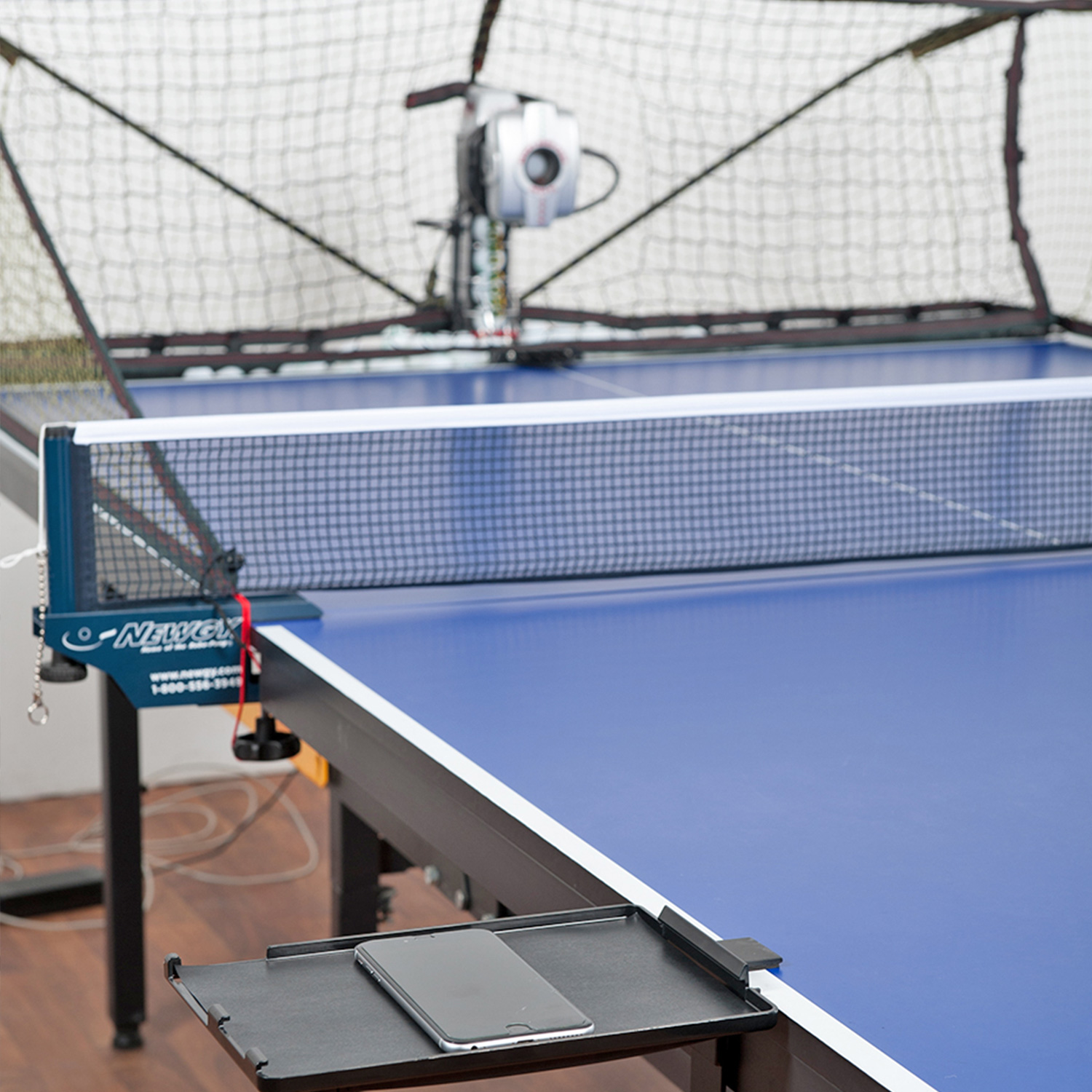 Настольный робот DONIC Newgy Robo-Pong 3050 XL Настольный робот DONIC Newgy Robo-Pong 3050 XL