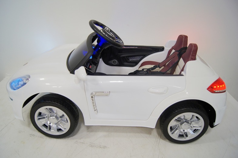 Электромобиль детский RiverToys Porshe E001EE Электромобиль детский RiverToys Porshe E001EE