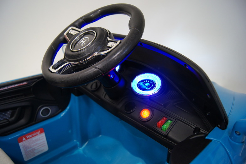 Электромобиль детский RiverToys Porshe E001EE Электромобиль детский RiverToys Porshe E001EE