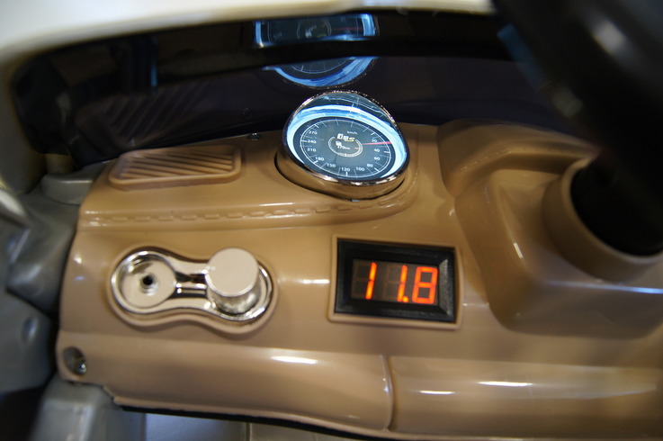 ������������� ������� RiverToys BMW O002OO VIP