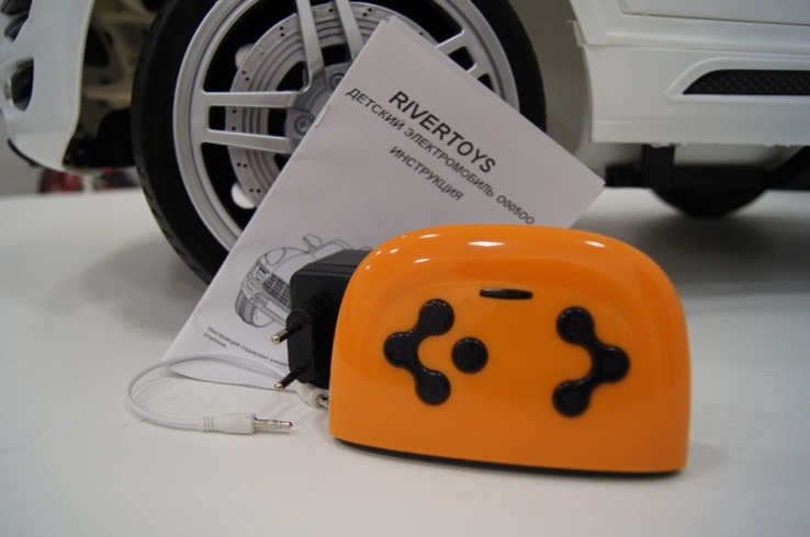 Комплектация электромобиля RiverToys Porsche Macan O005OO VIP Комплектация электромобиля RiverToys Porsche Macan O005OO VIP