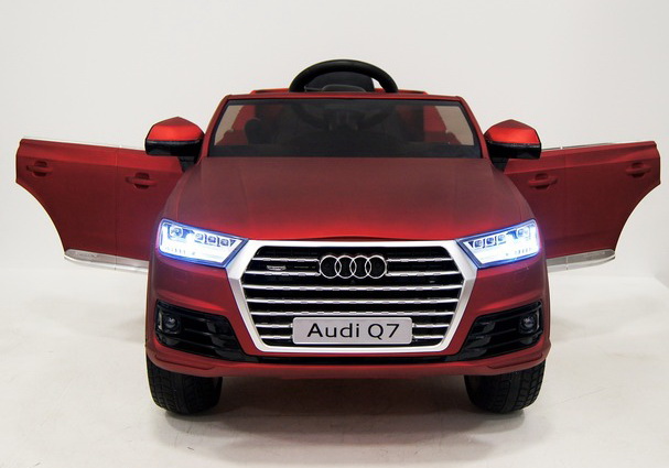 Электромобиль детский RiverToys Audi Q7 Quattro (лицензия) Электромобиль детский RiverToys Audi Q7 Quattro (лицензия)
