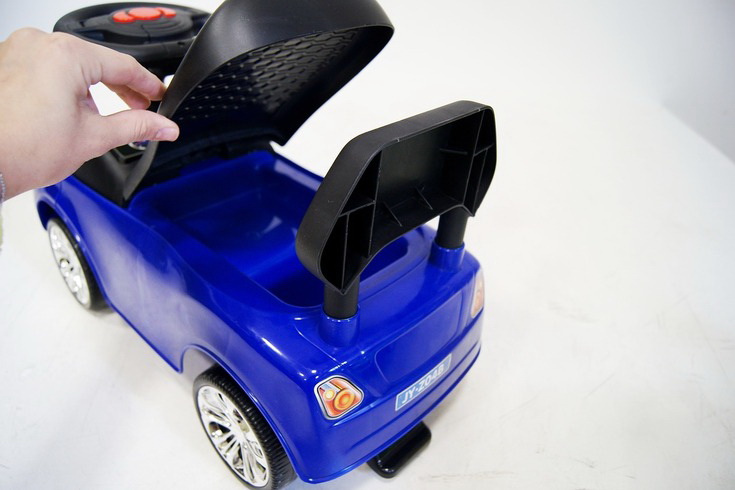 ����� ��� �������� �������� (�������) RiverToys JY-Z04A Bentley