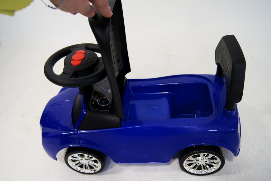 Место для хранения толокара (каталки) RiverToys JY-Z04B Rols Royce Место для хранения толокара (каталки) RiverToys JY-Z04B Rols Royce