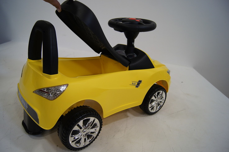 Место для храненияПанель приборов толокар (каталки) RiverToys Audi JY-Z01A Место для храненияПанель приборов толокар (каталки) RiverToys Audi JY-Z01A