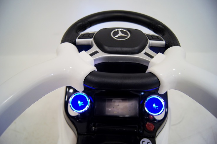 ������� (�������) RiverToys Mercedes-Benz GL63 A888AA-M