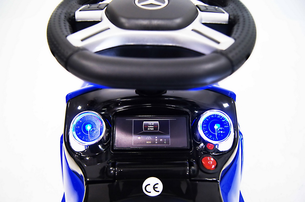 ������ ��������, ����������� ���� �������� (�������) RiverToys Mercedes-Benz GL63 A888AA-M
