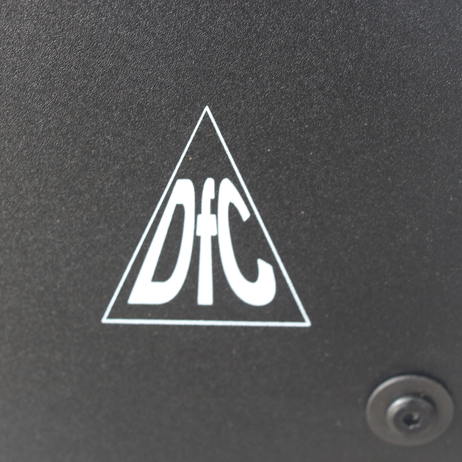 Фирменный логотип DFC Фирменный логотип DFC