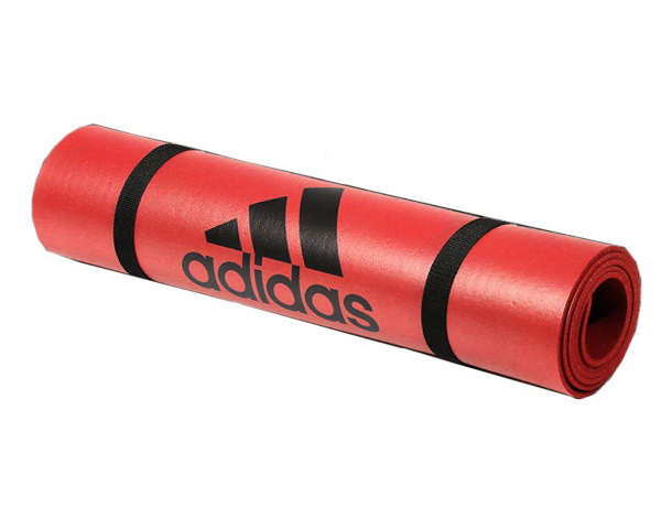 Тренировочный коврик (мат) для фитнеса Adidas ADMT-12234OR в сложенном состоянии Тренировочный коврик (мат) для фитнеса Adidas ADMT-12234OR в сложенном состоянии
