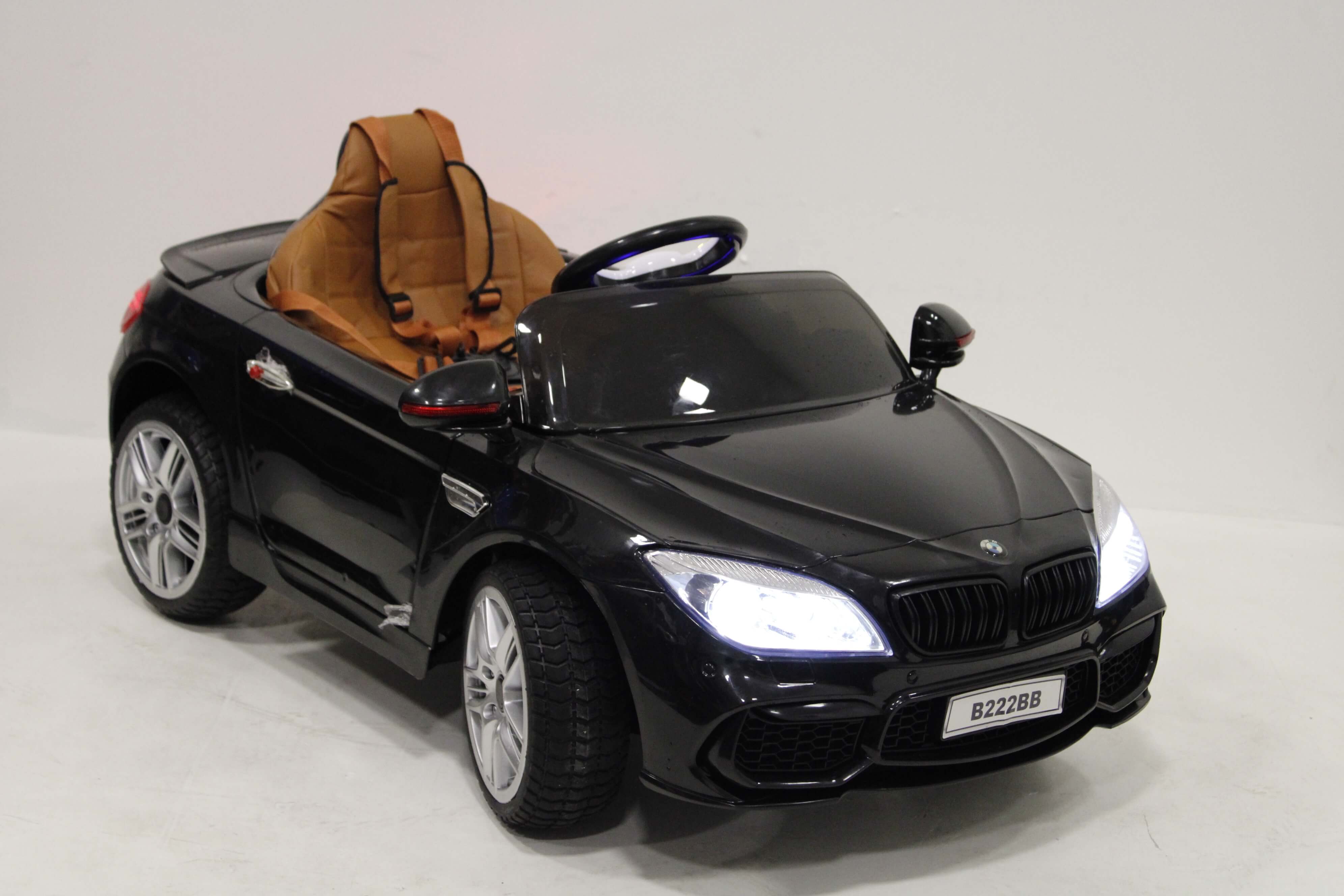 Электромобиль детский RiverToys BMW B222BB черного цвета Электромобиль детский RiverToys BMW B222BB черного цвета