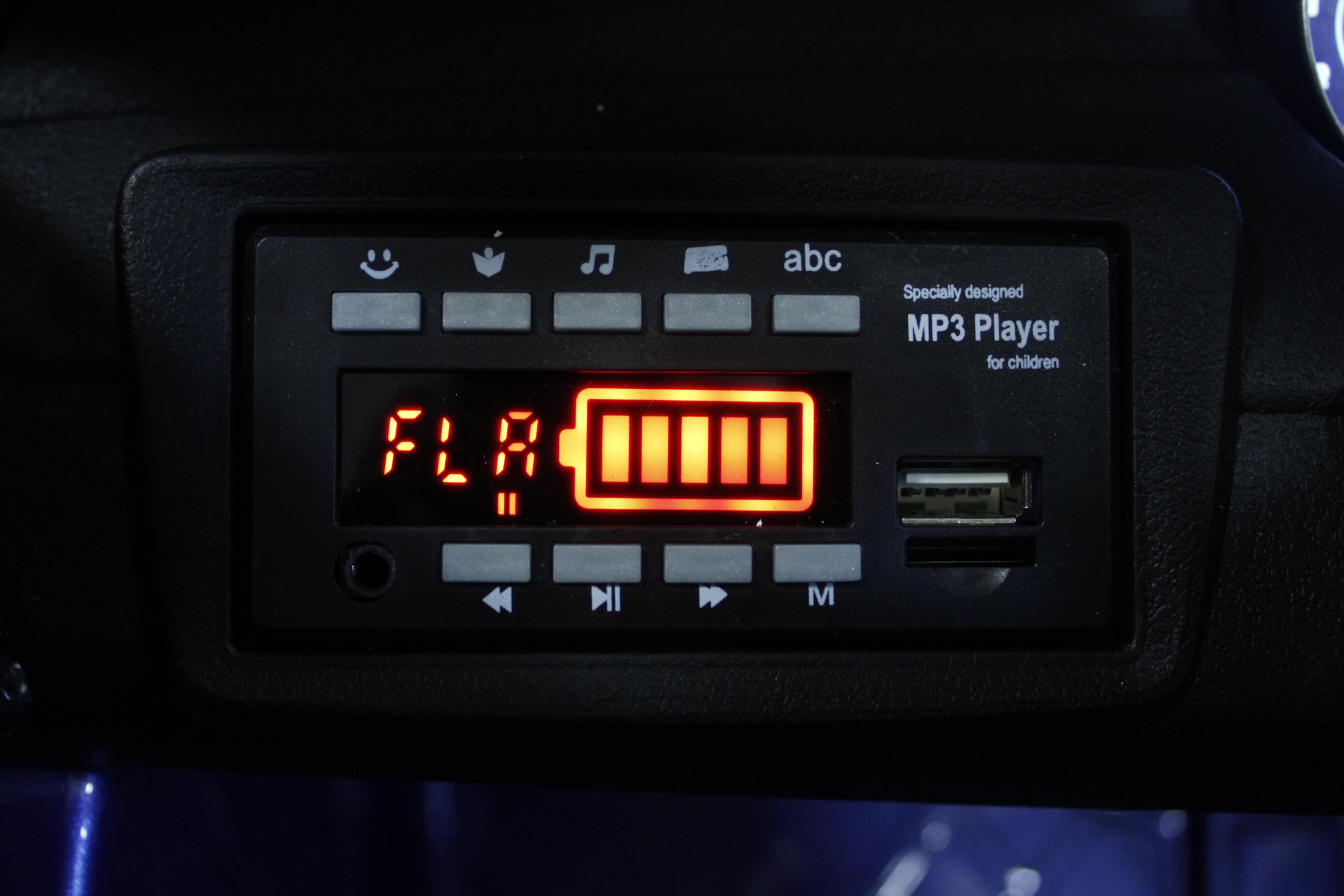 Магнитола детского электромобиля RiverToys Mercedes-AMG GLE63 Coupe M555MM (лицензия) синего цвета Магнитола детского электромобиля RiverToys Mercedes-AMG GLE63 Coupe M555MM (лицензия) синего цвета