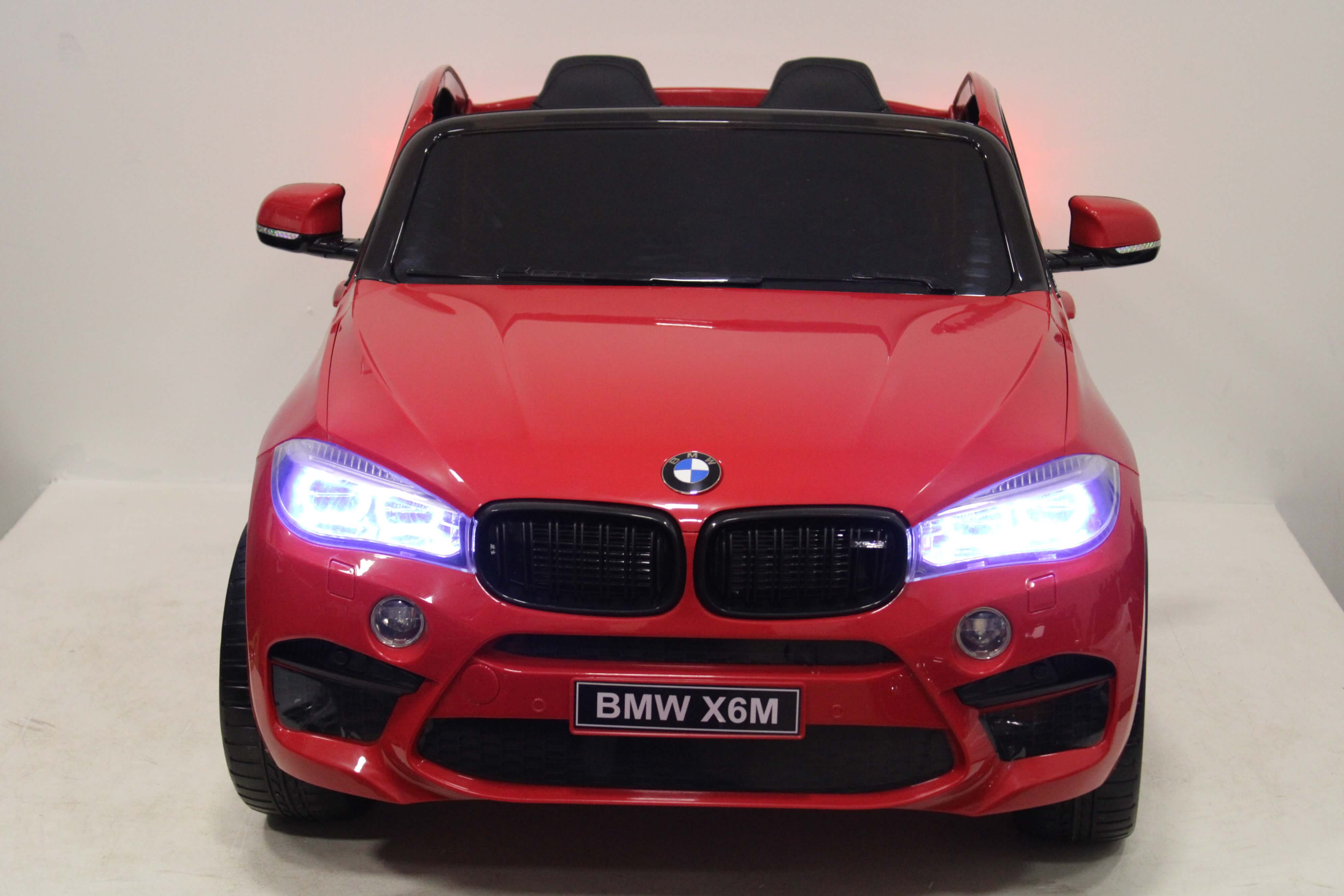 ������������� ������� RiverToys BMW X6-M JJ2168 �������� ������