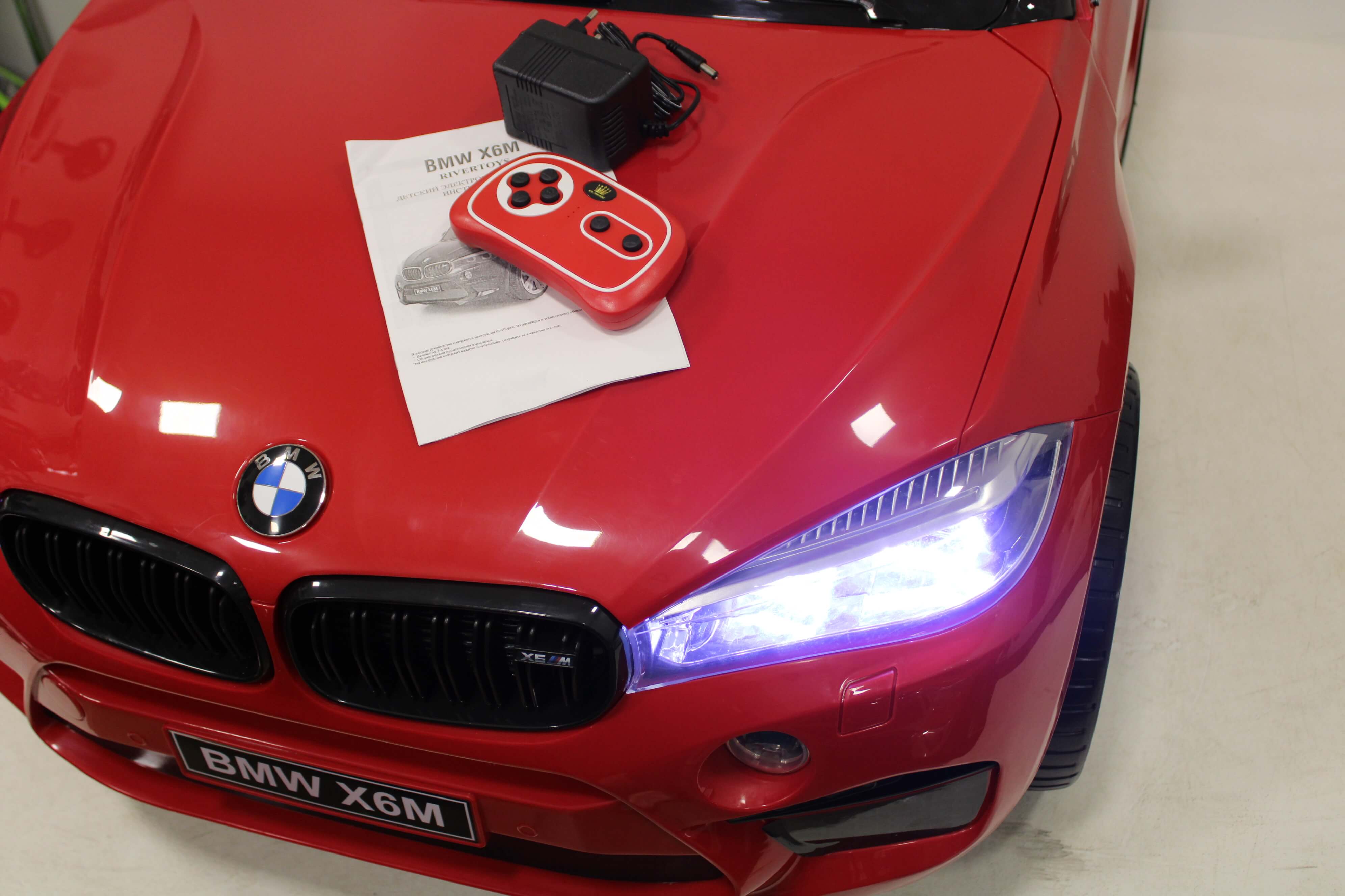 ������������ �������� ������������� RiverToys BMW X6-M JJ2168 �������� ������
