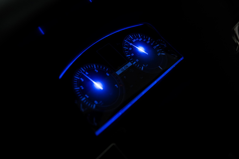 ������� ������������� BARTY LEXUS LX 570 (��������, ������) ������ ������