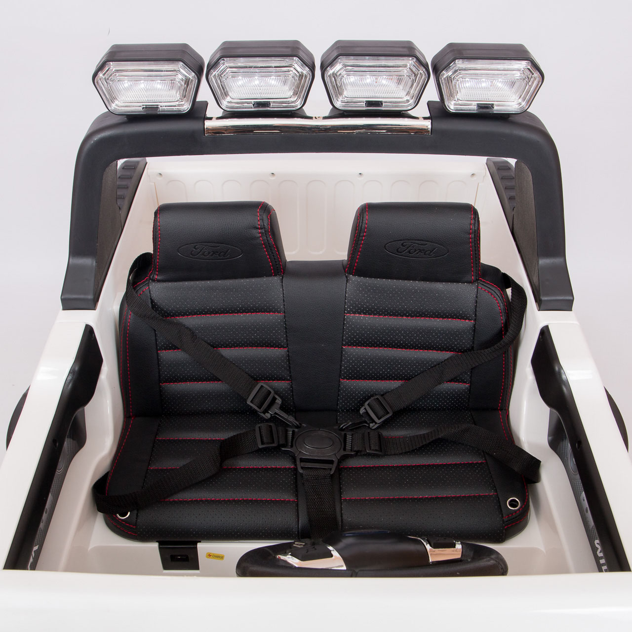 Сиденье электромобиля BARTY Ford Ranger F650 4WD (лицензия) белый Сиденье электромобиля BARTY Ford Ranger F650 4WD (лицензия) белый